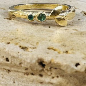 Beauty Emerald New Leaf Ring