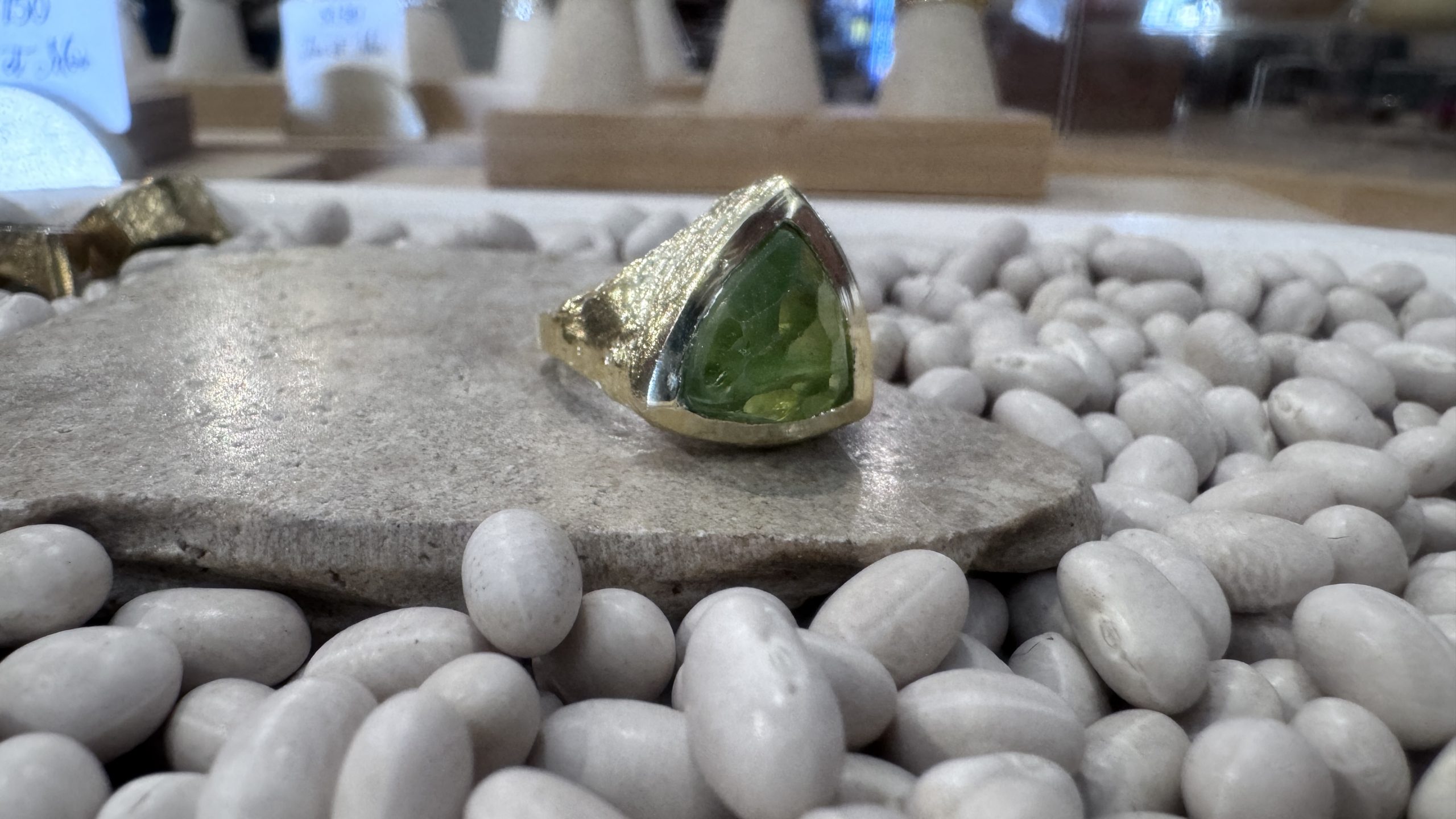 New Beginnings Peridot Ring size 6 - Image 3